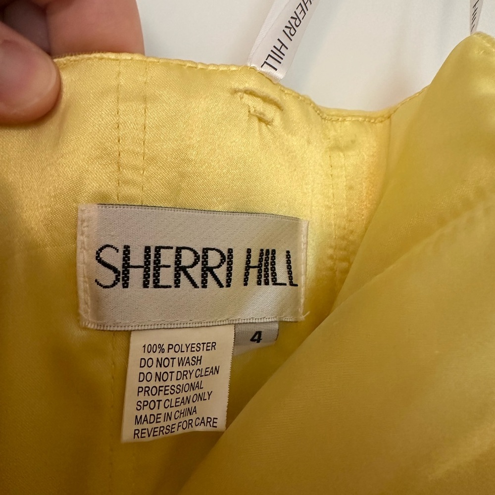 Sherri Hill Yellow Party/Prom Dress- Size 4 - Picture 5 of 8
